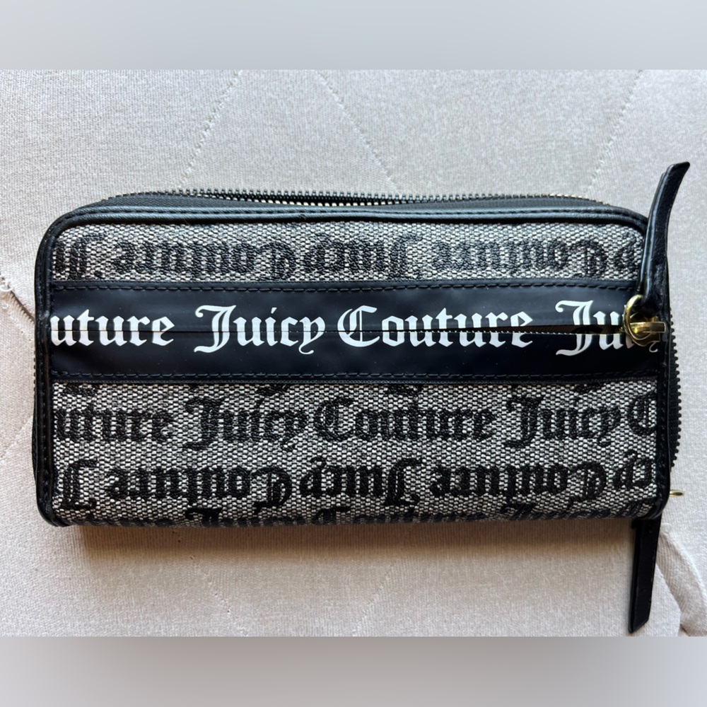 Juicy Couture Wallet embroidery